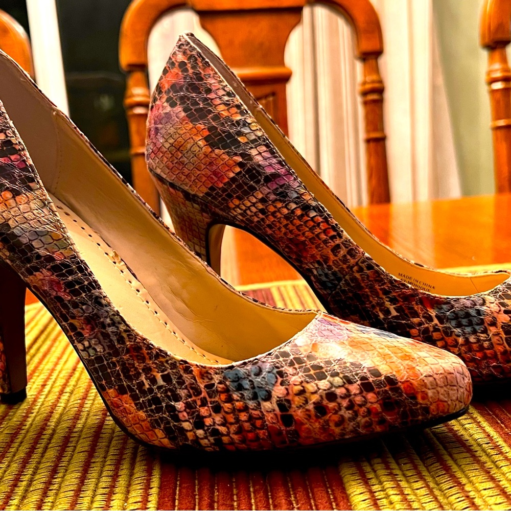 Snake skin pumps